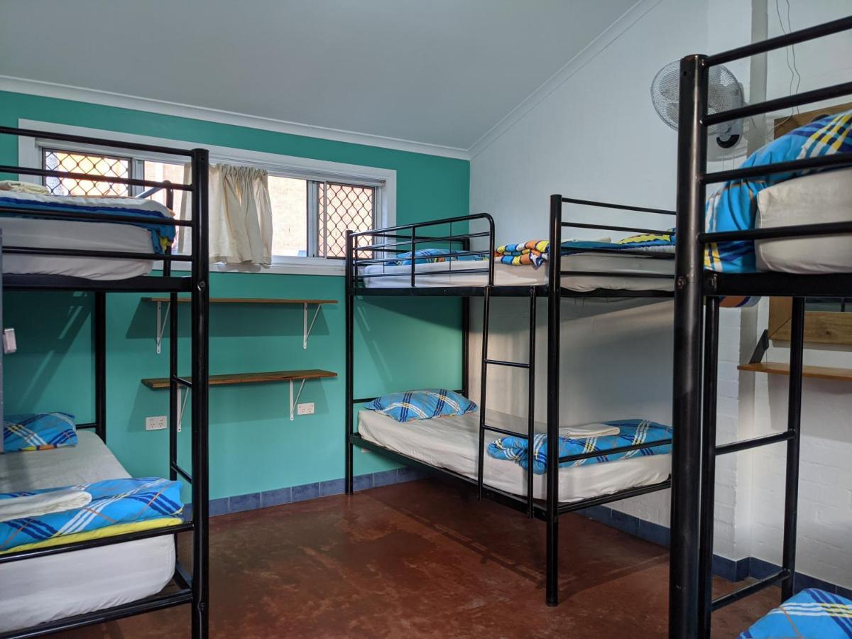 Ozzie Pozzie Backpackers Hostel Port Macquarie Εξωτερικό φωτογραφία