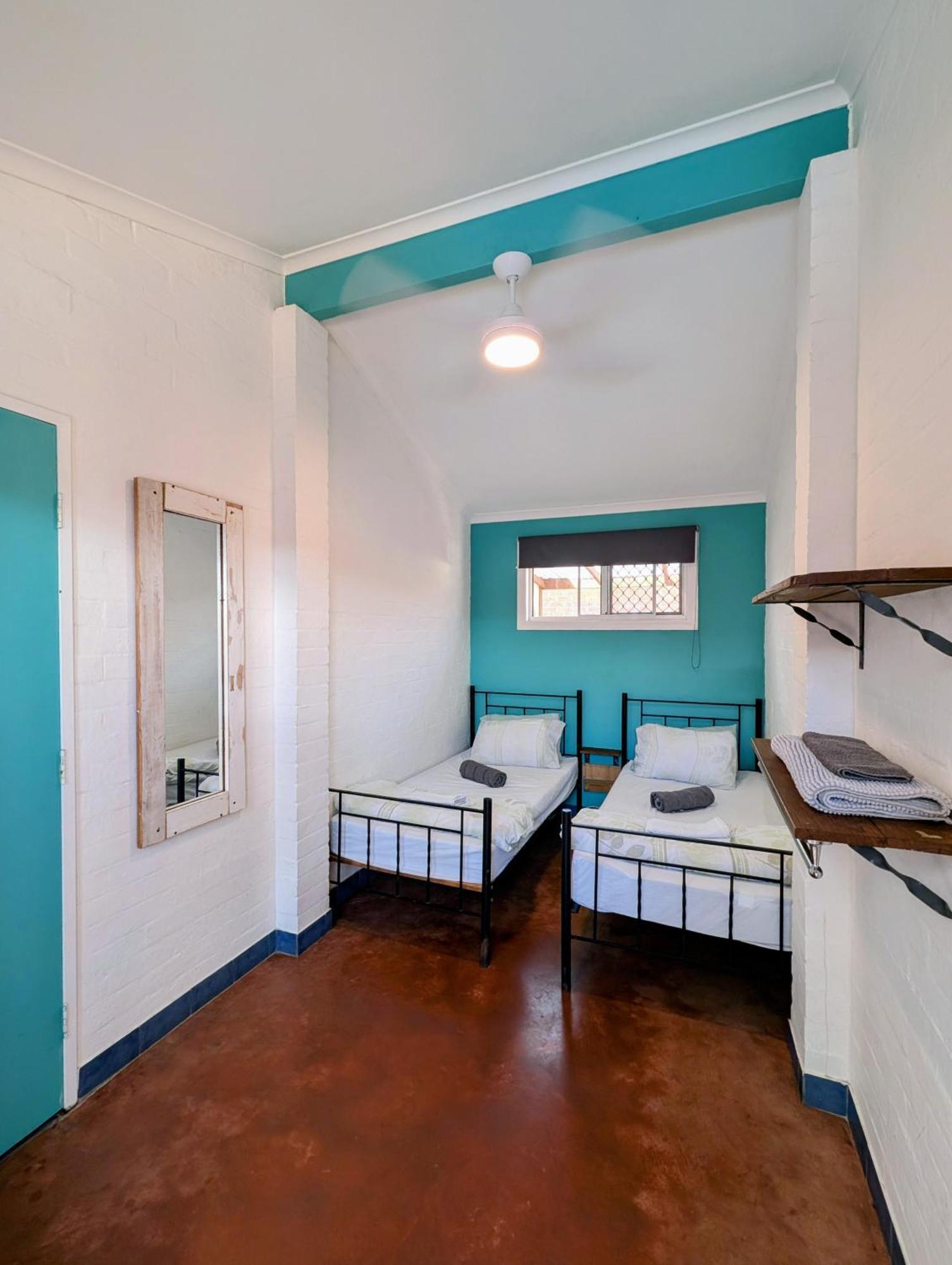 Ozzie Pozzie Backpackers Hostel Port Macquarie Εξωτερικό φωτογραφία